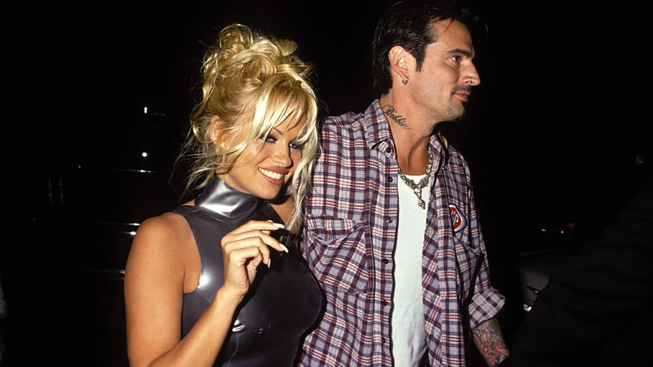 Non-stop Sex: Pamela Anderson On Flint With Tommy Lee And Julian Assange