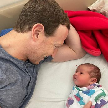Welcome To Facebook: Mark Zuckerberg Welcomes New Child